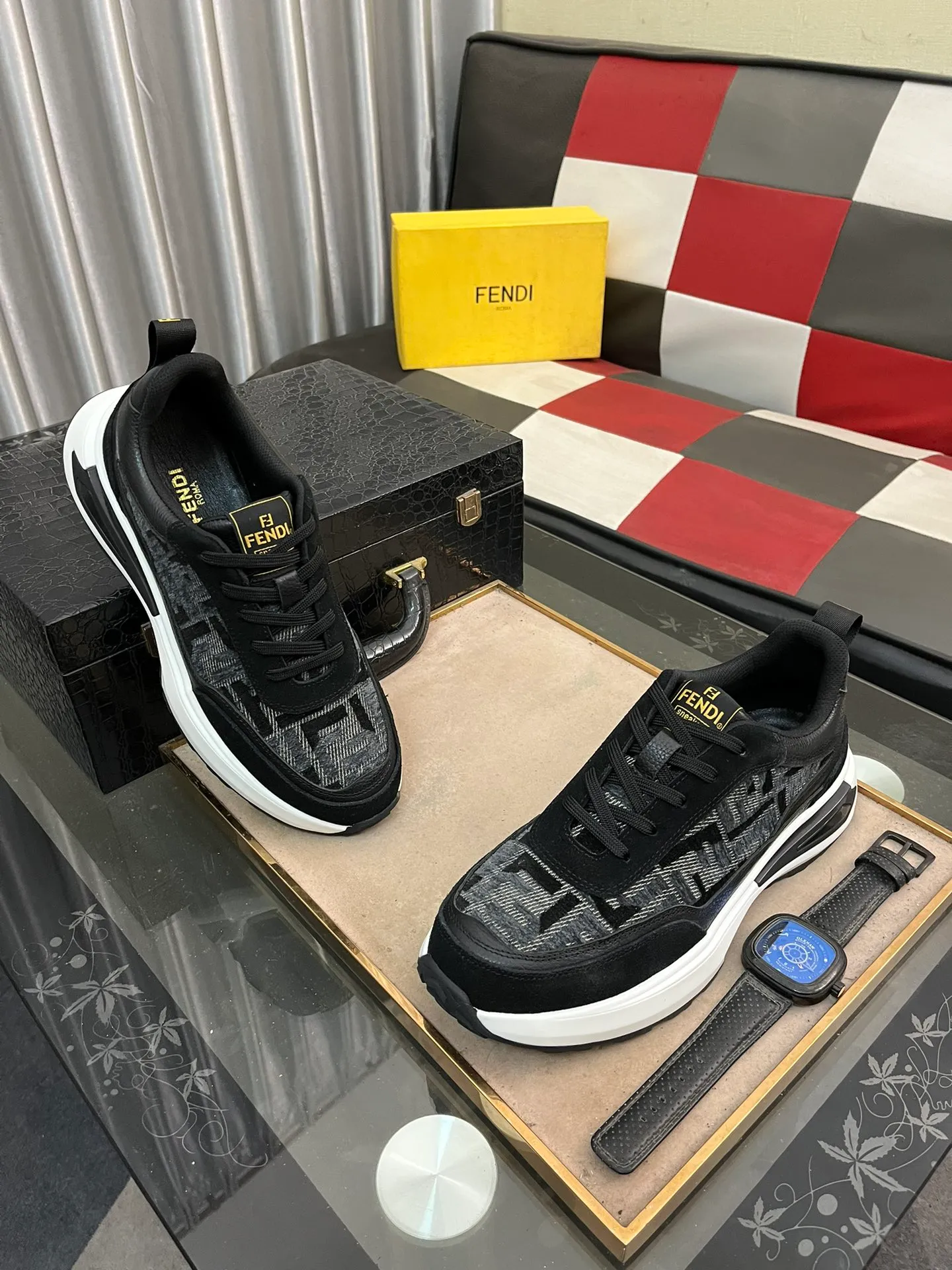 Men's Men's Shoes💰458⌚️⌚️[Fendi] Fendi's latest casual shoes for men! Available at counters simultaneously! Replica. The interior is made of top-grade sheepskin, and the original factory-supplied rubber outsole is used. Leading new fashion concepts. Matching code: 38-443️⃣Colors available